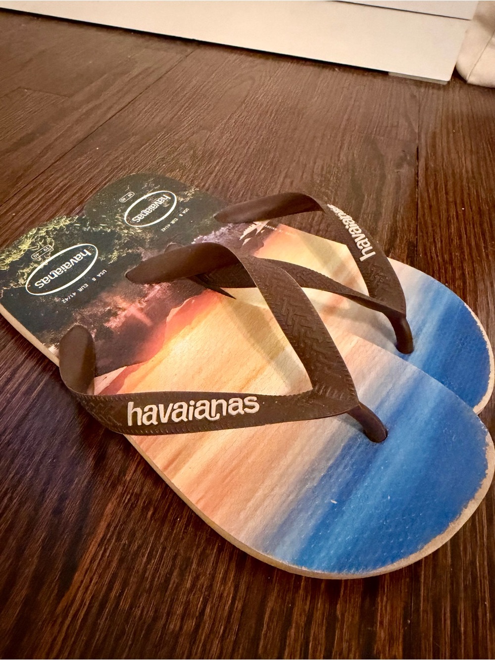 Havaianas Gradient Sunset Flip Flops - Picture 4 of 8